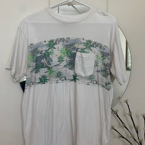 Quicksilver men’s pocket tee with hula girls